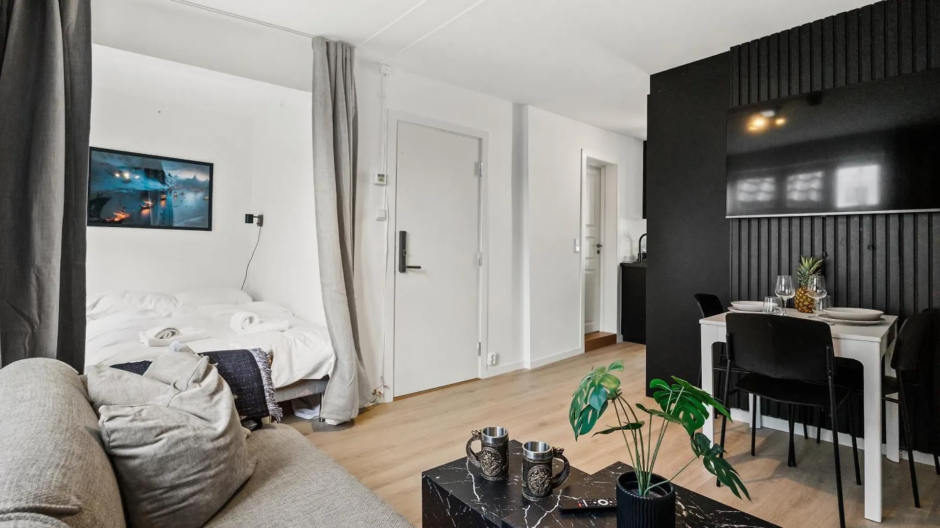 Homerentals Apartments - Behind Bryggen & Historic Cobblestone Streets - 2 Floor Renovated From February 2025 Bergen Aparthotel