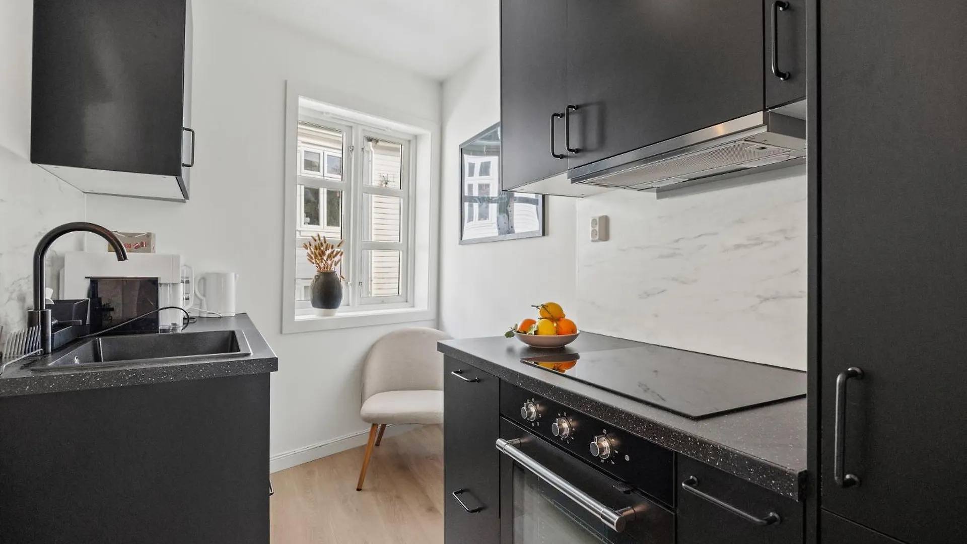 ברגן Homerentals Apartments - Behind Bryggen & Historic Cobblestone Streets - 2 Floor Renovated From February 2025 0*,  נורבגיה